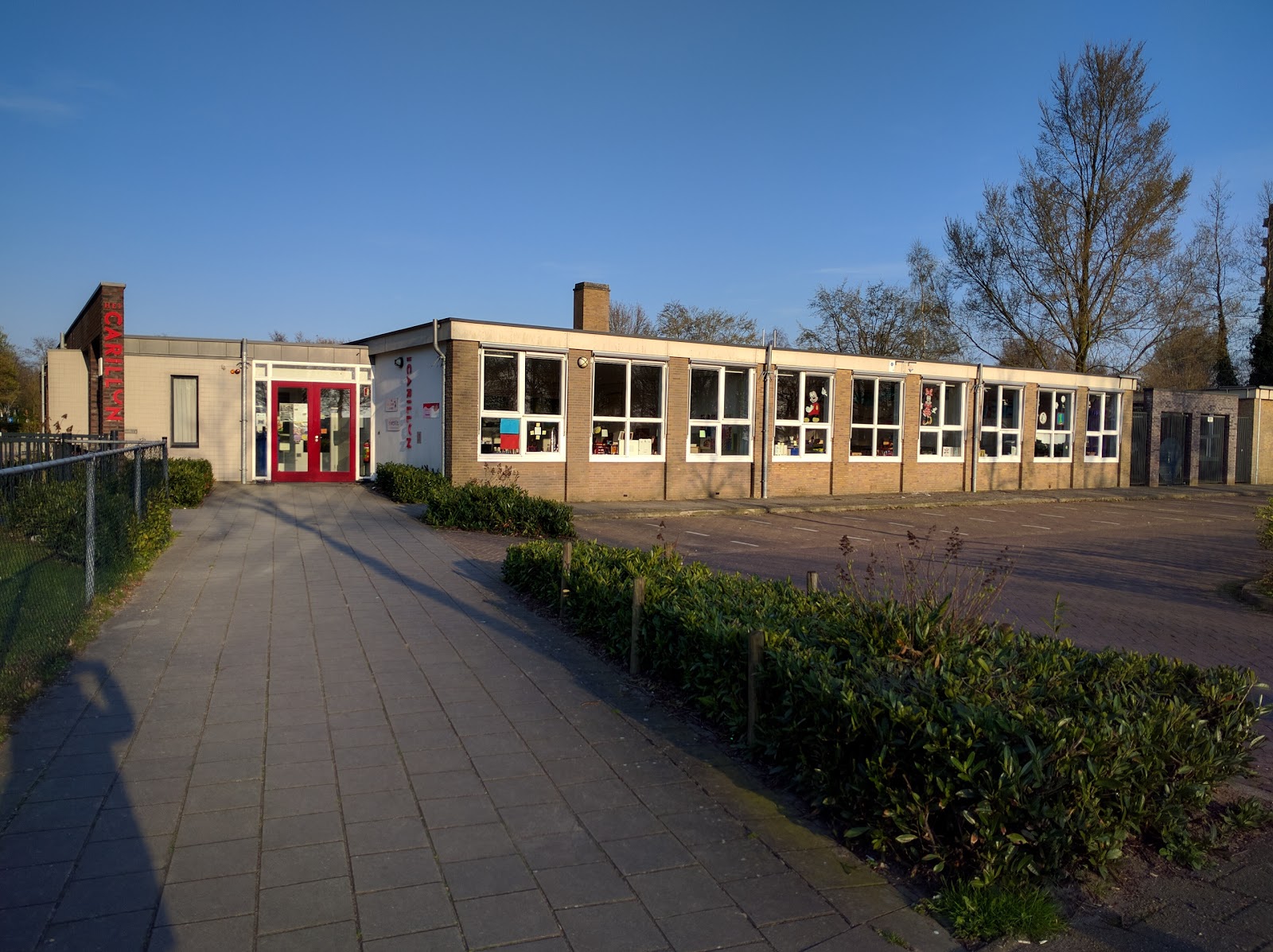 CBS Het Carillon in Zwolle